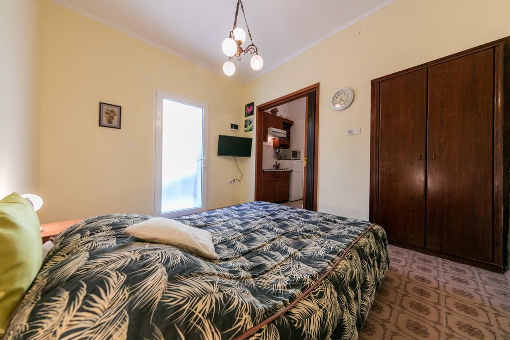 Apartments Kastelani 코미자 외부 사진