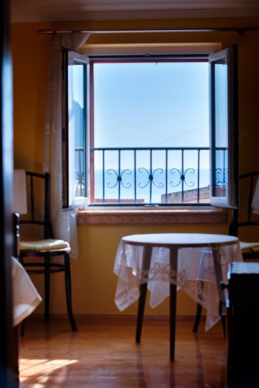 Apartments Kastelani 코미자 외부 사진