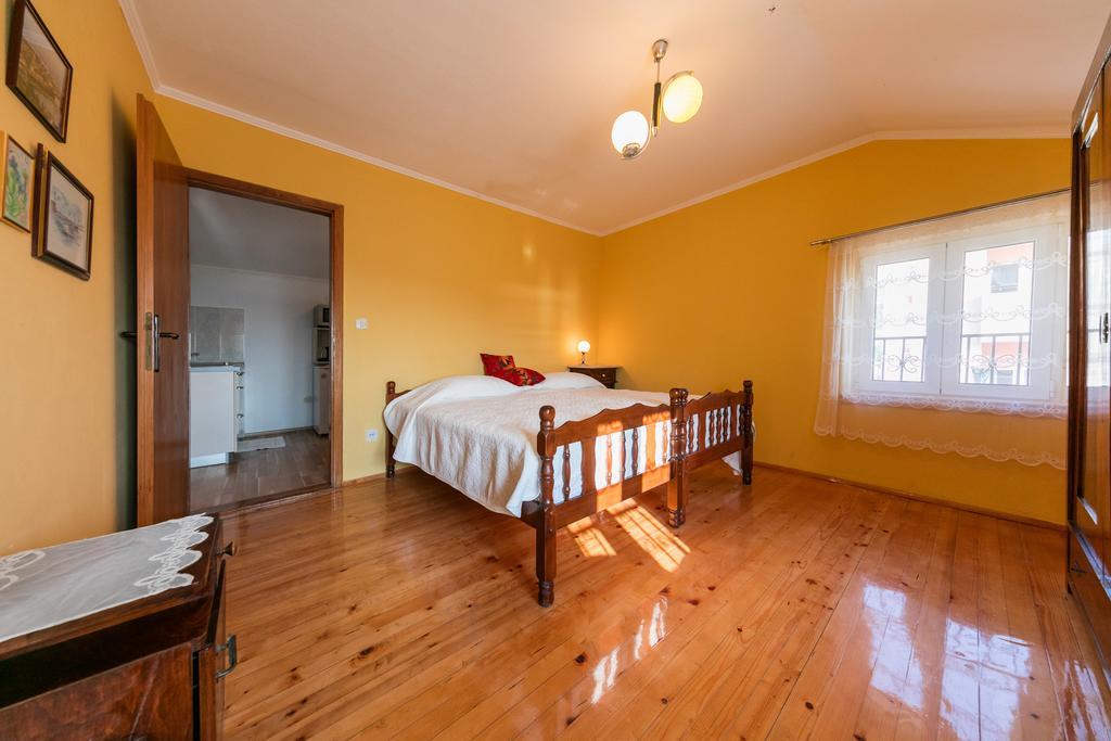 Apartments Kastelani 코미자 외부 사진